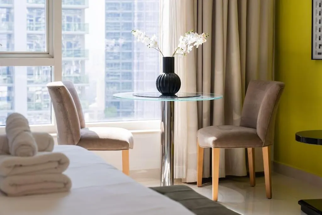 Stylish Studio With Storage Room In Hotel L Fits 2 Dubai United Arab Emirates