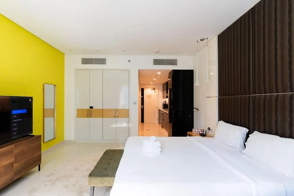 Stylish Studio With Storage Room In Hotel L Fits 2 Dubai 0*,  United Arab Emirates
