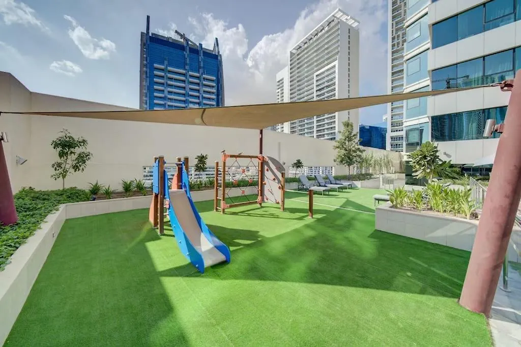 Apartment Stylish Studio With Storage Room In Hotel L Fits 2 Dubai